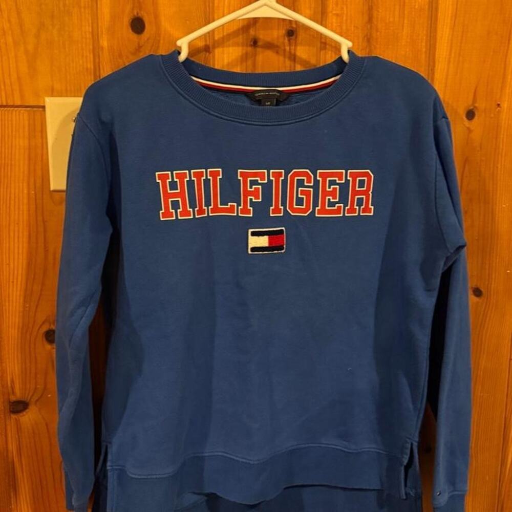Blue crewneck sweatshirt tommy hilfiger